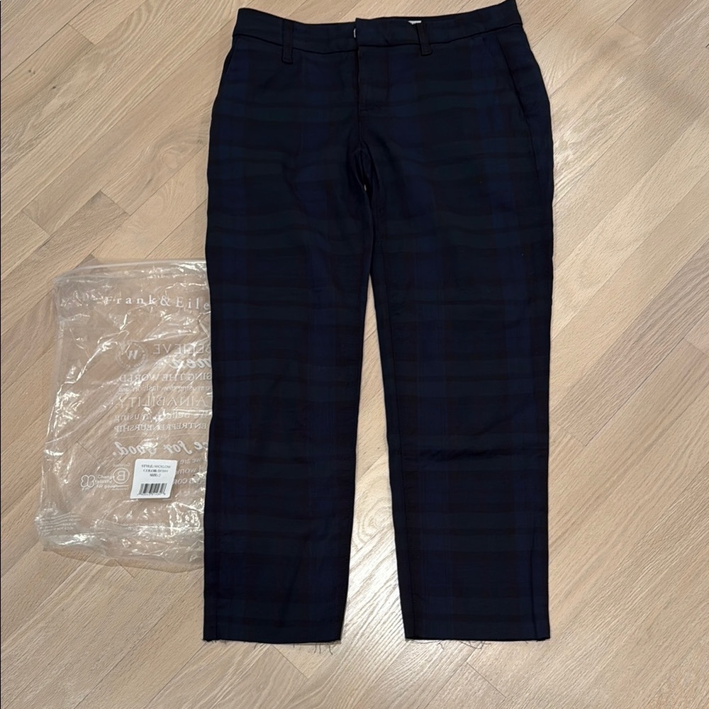 Frank and Eileen Women’s Navy Plaid Pants size 2 Italian Chino, raw hem.